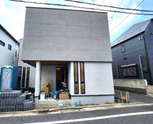 世田谷区駒沢二丁目　新築戸建　完成済み